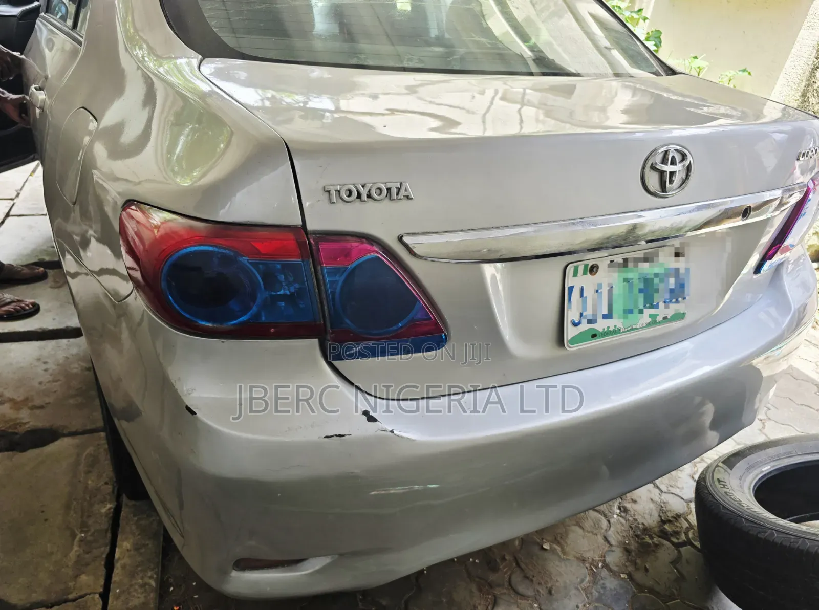 Toyota Corolla 2012 Silver
