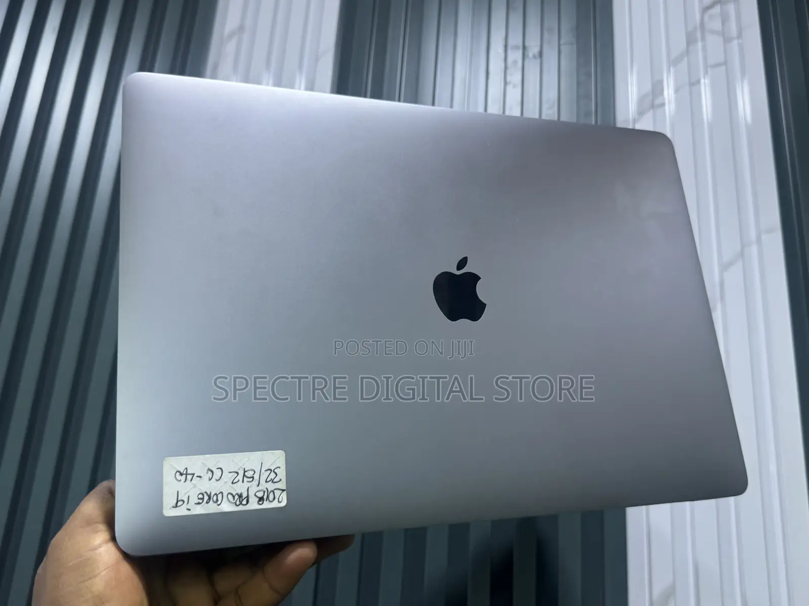 Laptop Apple MacBook Pro 2018 32GB Intel Core i9 SSD 512GB