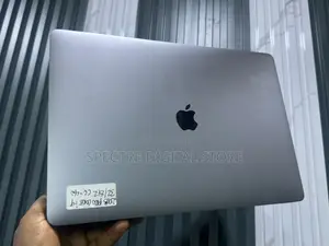 Laptop Apple MacBook Pro 2018 32GB Intel Core i9 SSD 512GB