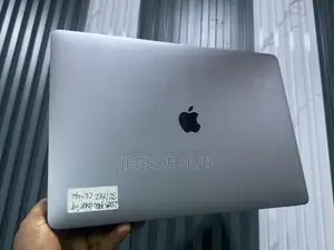 Laptop Apple MacBook Pro 2018 32GB Intel Core i9 SSD 512GB
