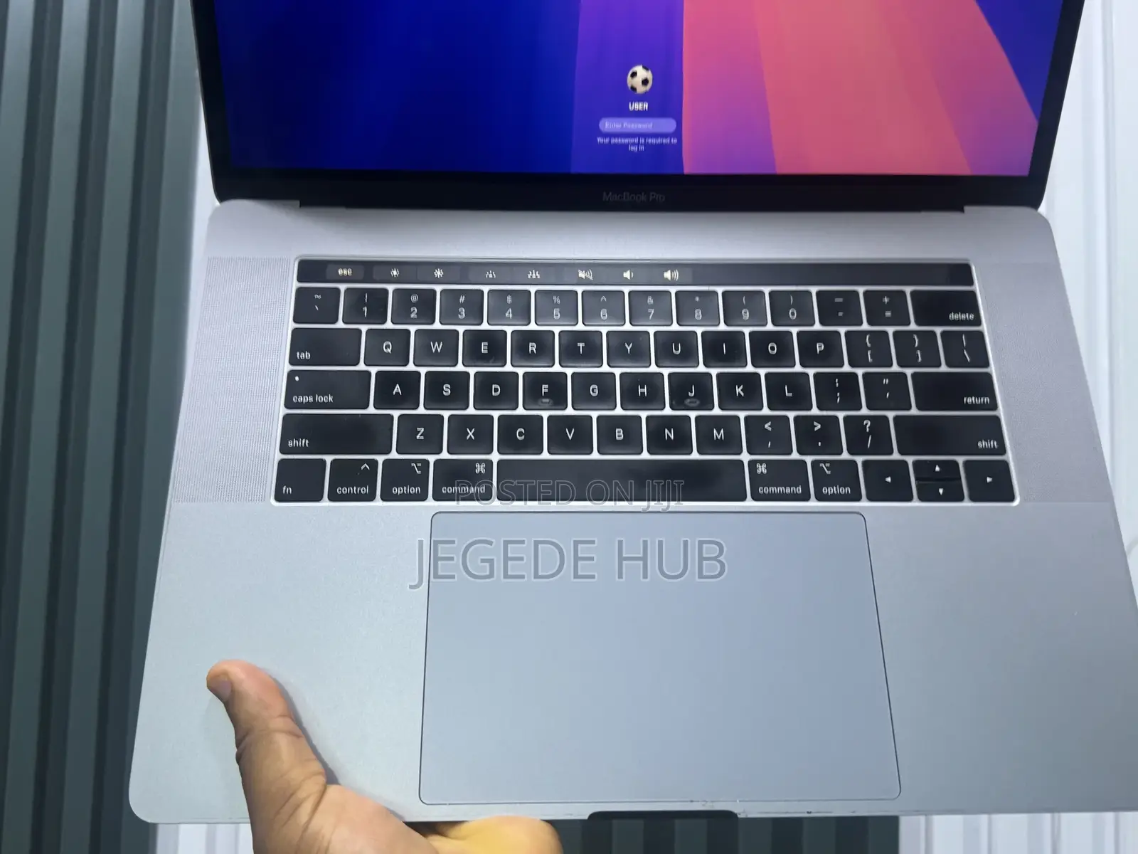 Laptop Apple MacBook Pro 2018 32GB Intel Core i9 SSD 512GB