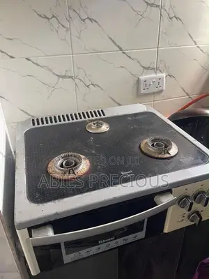 Gas Cooker and Oven for Sale