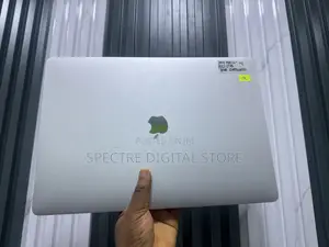 Laptop Apple MacBook Pro 2019 32GB Intel Core i9 SSD 1T