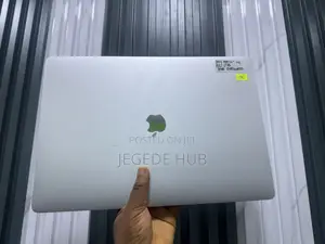 Laptop Apple MacBook Pro 2019 32GB Intel Core i9 SSD 1T