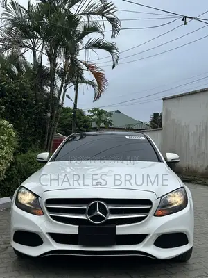 Mercedes-Benz C300 Base 4Matic Coupe AWD (2.0L 4cyl 7A) 2017 White