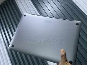 Laptop Apple MacBook Pro 2019 16GB Intel Core i9 SSD 1T