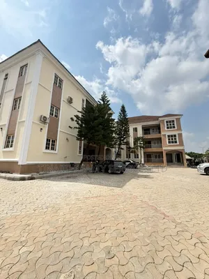 3bdrm Block of Flats in Jabi Main for rent