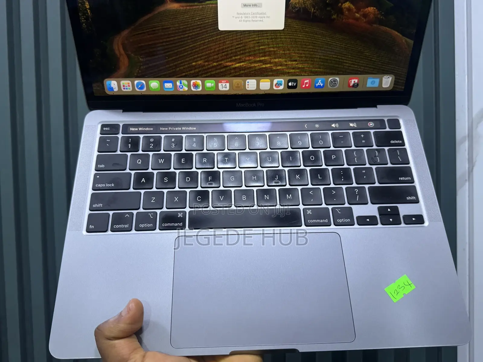 Laptop Apple MacBook Pro 2020 8GB Intel Core i5 SSD 256GB