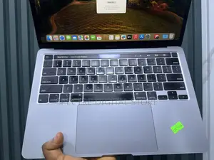 Laptop Apple MacBook Pro 2020 8GB Intel Core i5 SSD 256GB