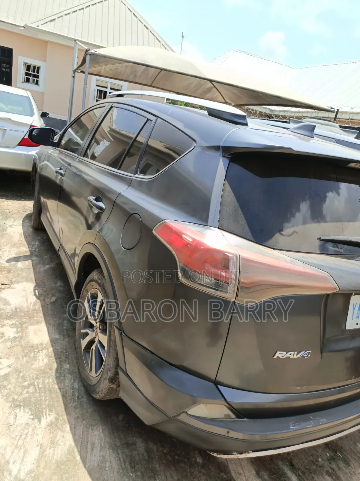 Toyota RAV4 2017 Gray