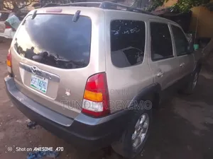 Mazda Tribute 2005 Silver