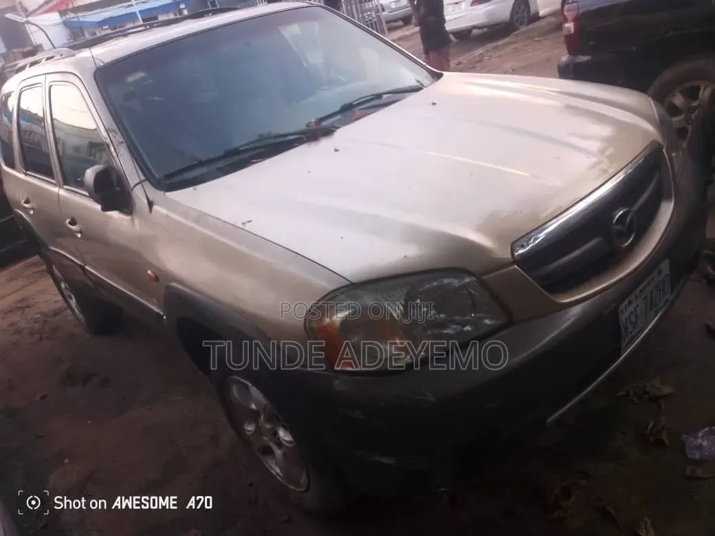 Mazda Tribute 2005 Silver