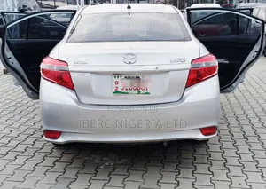 Toyota Yaris 2016 Silver