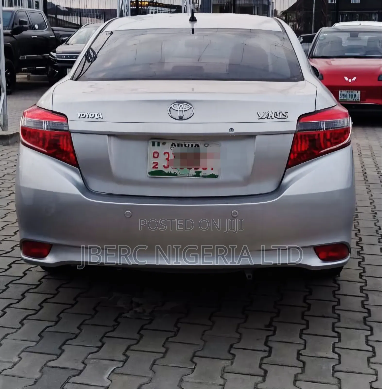 Toyota Yaris 2016 Silver