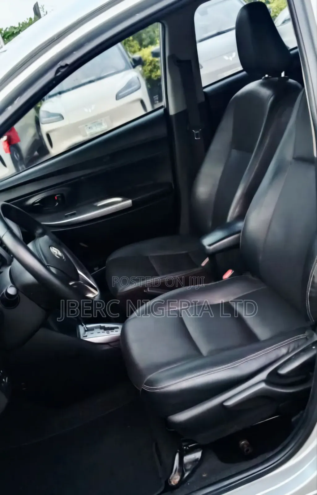 Toyota Yaris 2016 Silver