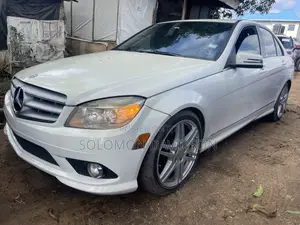 Mercedes-Benz C300 2010 White