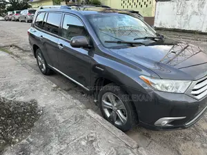 Toyota Highlander 2013 Gray