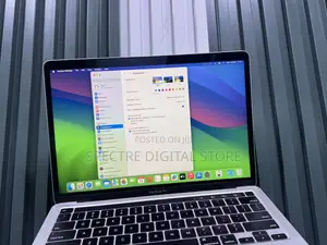 Laptop Apple MacBook Pro 2019 16GB Intel Core i7 SSD 512GB