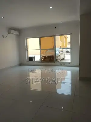 Studio Apartment in Grand Court Estate, Lekki Phase 2 for rent