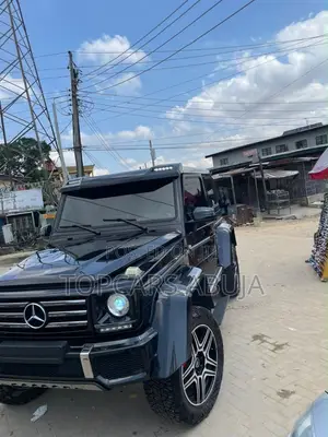 Mercedes-Benz G-Class Base G 550 4x4 Squared 2017 Black