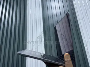 Laptop Apple MacBook Pro 2020 16GB Apple M1 SSD 2T