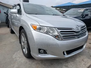 Toyota Venza LE 2009 Silver