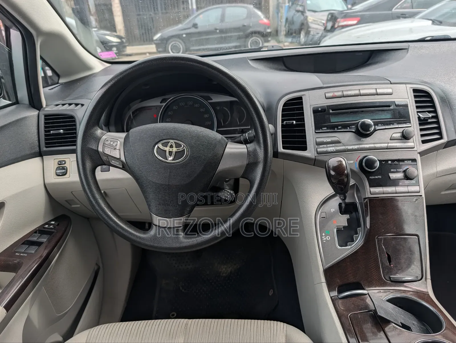 Toyota Venza LE 2009 Silver