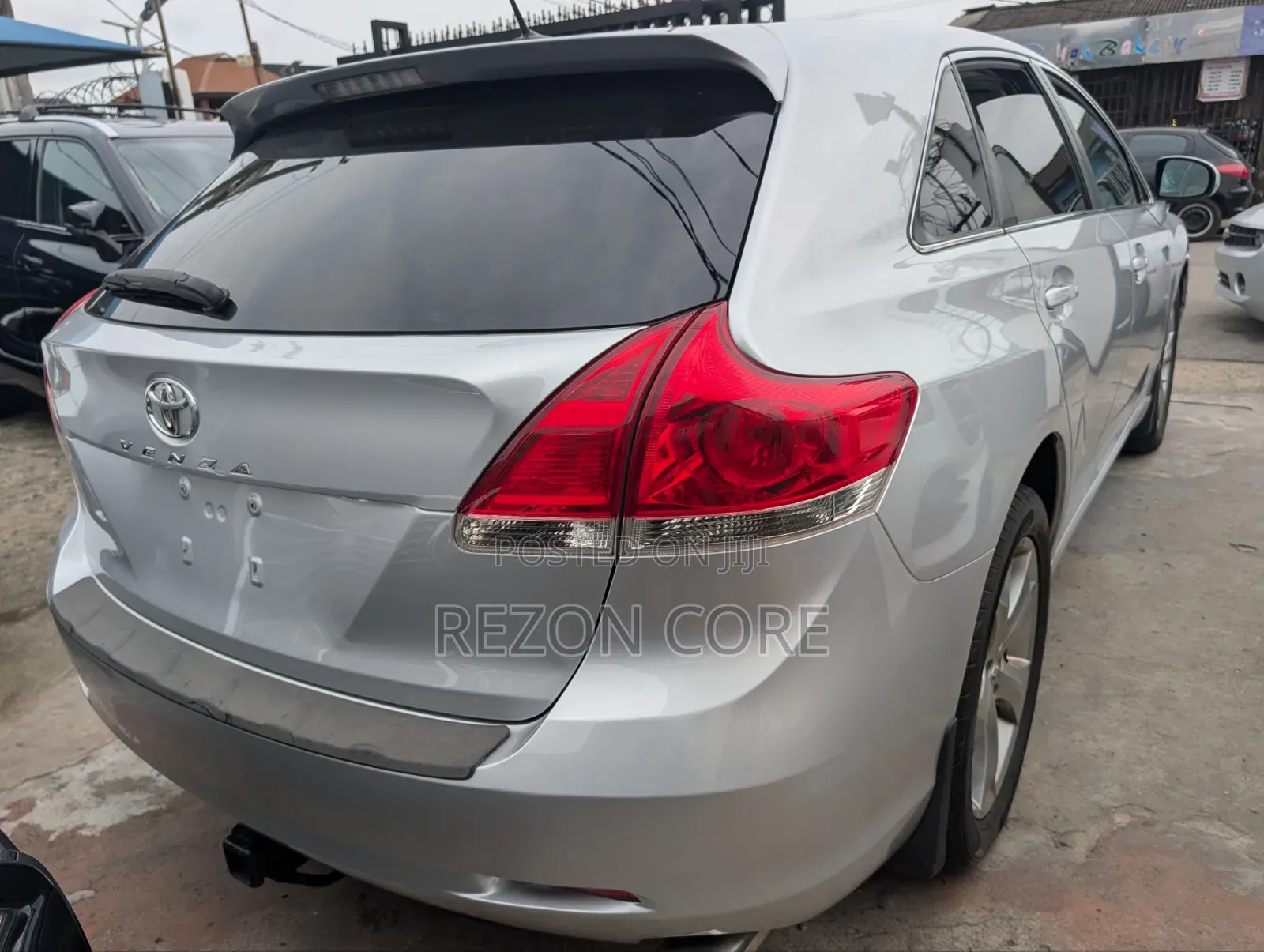 Toyota Venza LE 2009 Silver