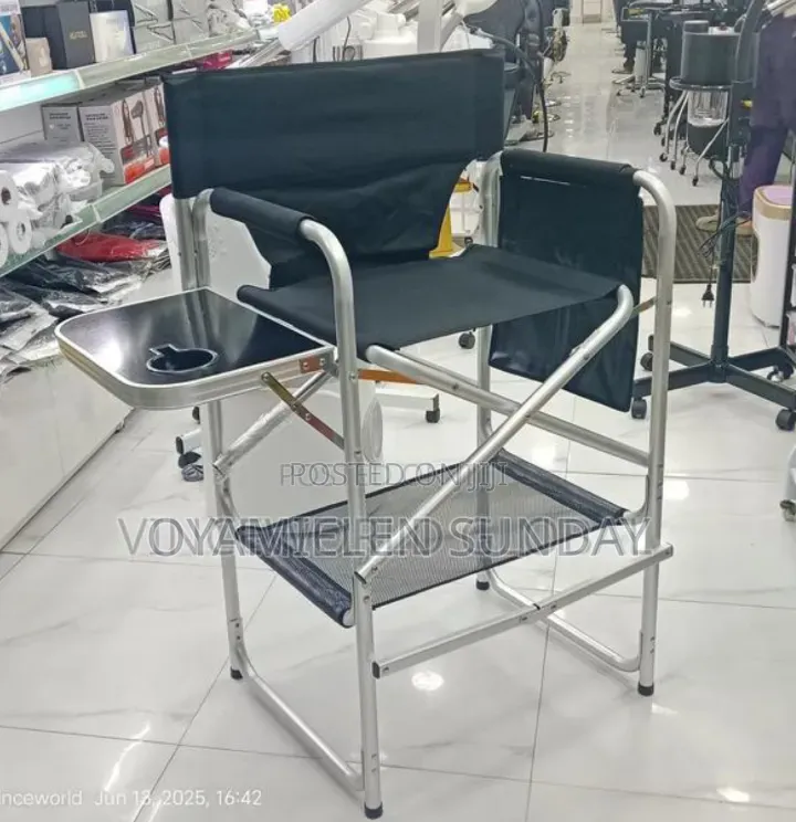 2 Tray Makeup Chair