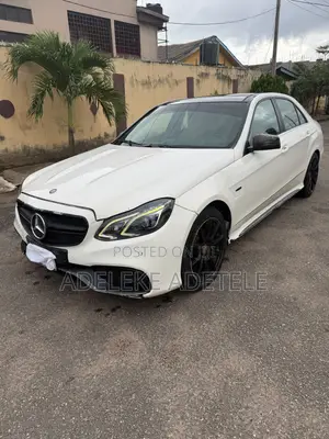 Mercedes-Benz E350 Base 4Matic Wagon AWD (3.5L 6cyl 7A) 2012 White