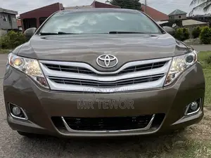 Toyota Avanza 2012 Brown