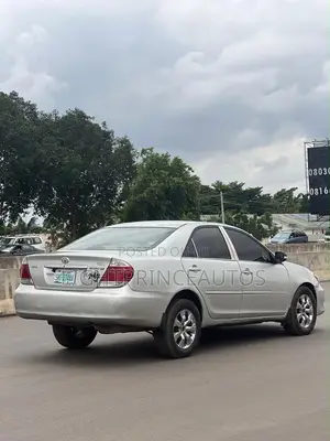 Toyota Camry 2005 Silver