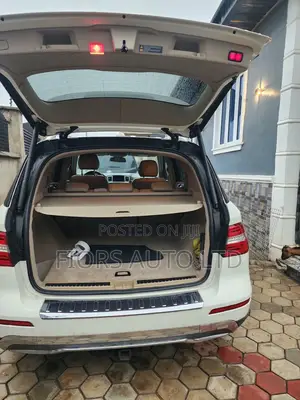 Mercedes-Benz M Class ML 350 4Matic 2013 White
