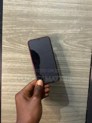 Apple iPhone 11 64 GB Red
