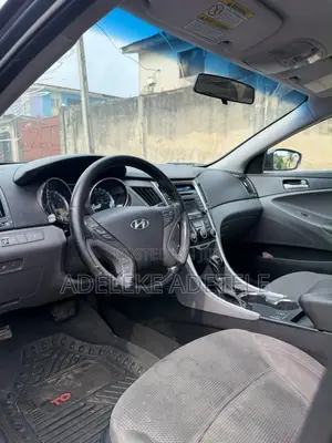 Hyundai Sonata GLS 4dr Sedan (2.4L 4cyl 6A) 2014 Blue