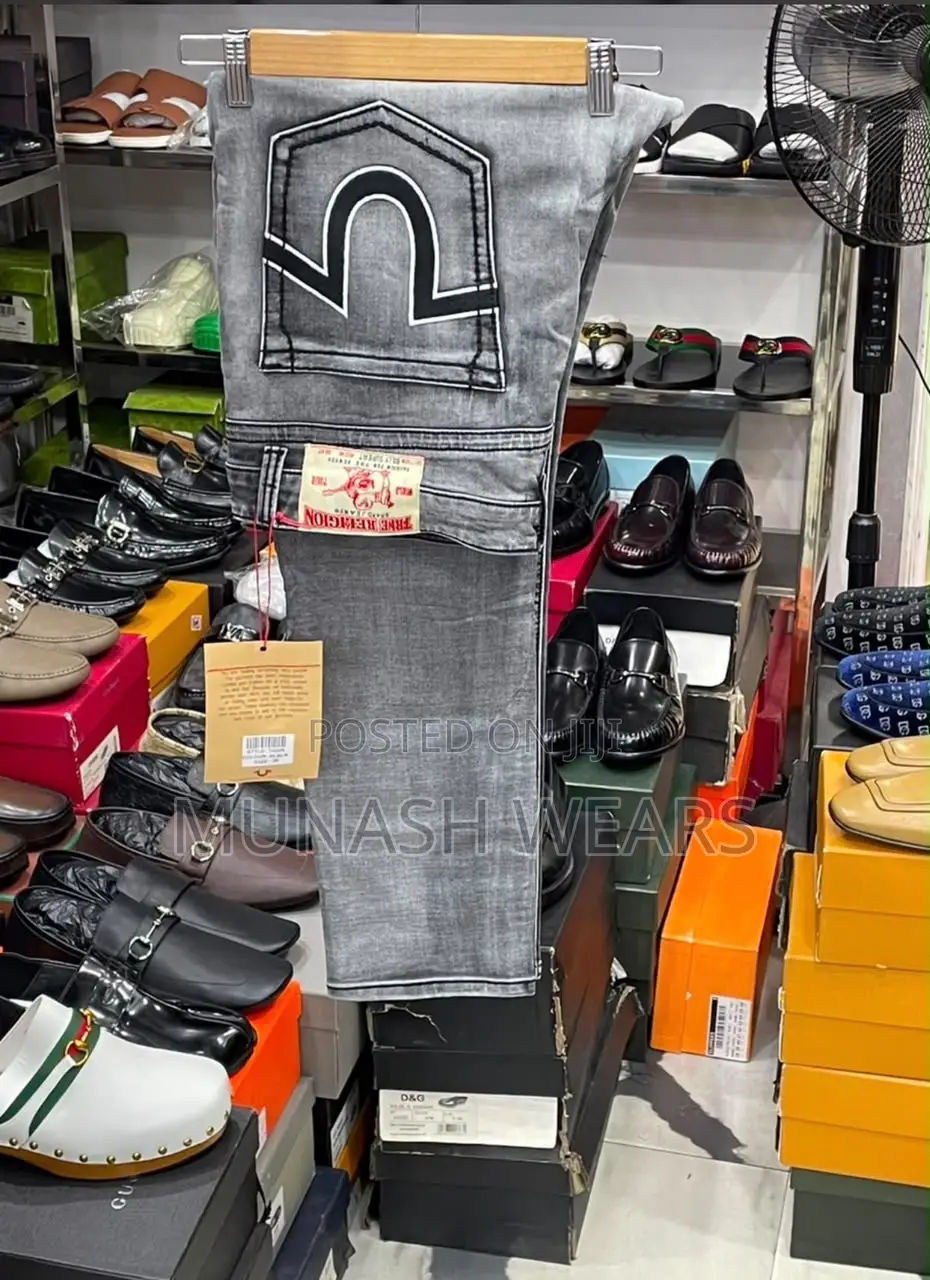 True Religion Jean 32-42 Available