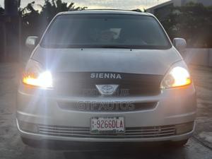 Toyota Sienna XLE Limited AWD 2005 Silver