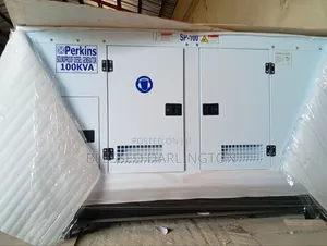 England 100kva Perkins Soundproof Diesel Generator