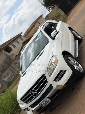 Mercedes-Benz M Class ML350 4MATIC 4dr SUV AWD (3.5L 6cyl 7A) 2014