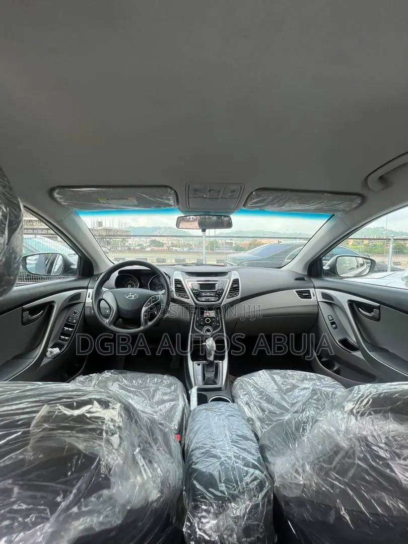 Hyundai Elantra 2014 Silver