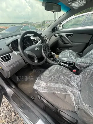 Hyundai Elantra 2014 Silver