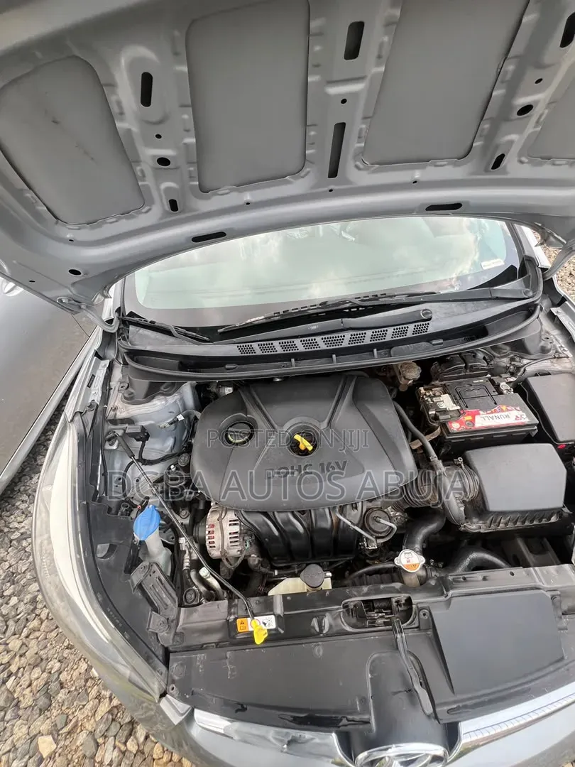 Hyundai Elantra 2014 Silver