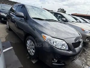 Toyota Corolla 2011 Gray