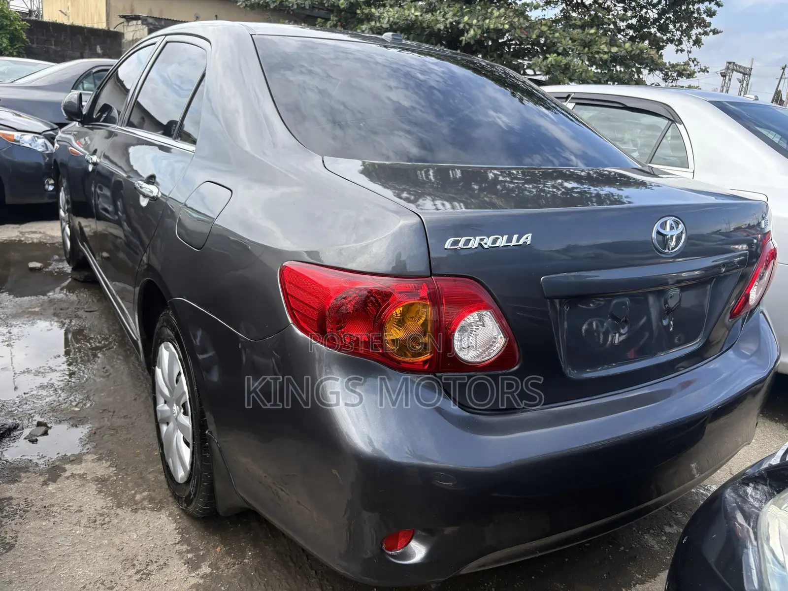 Toyota Corolla 2011 Gray