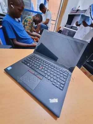 Laptop Lenovo ThinkPad X270 8GB Intel Core i5 SSD 256GB