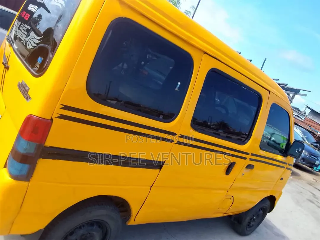 Suzuki Every 2008 Yellow