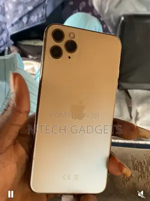 Apple iPhone 11 Pro Max 64 GB Gold