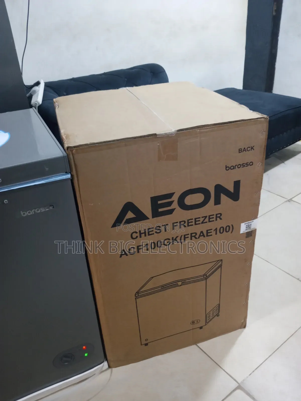 Portable AEON 100L Chest Freezer With Wheels and Security Lock