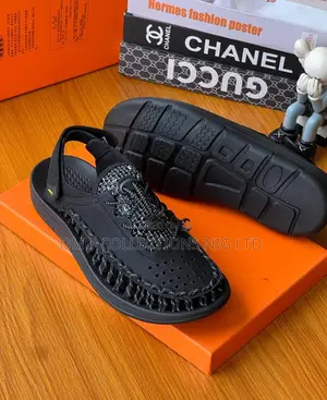 Fully Boxed Men’s Perforated Leather Sandals – Luxury Footwear