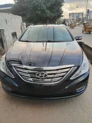 Hyundai Sonata Limited 2.0T Sedan (2.0L 4cyl 6A) 2012 Black